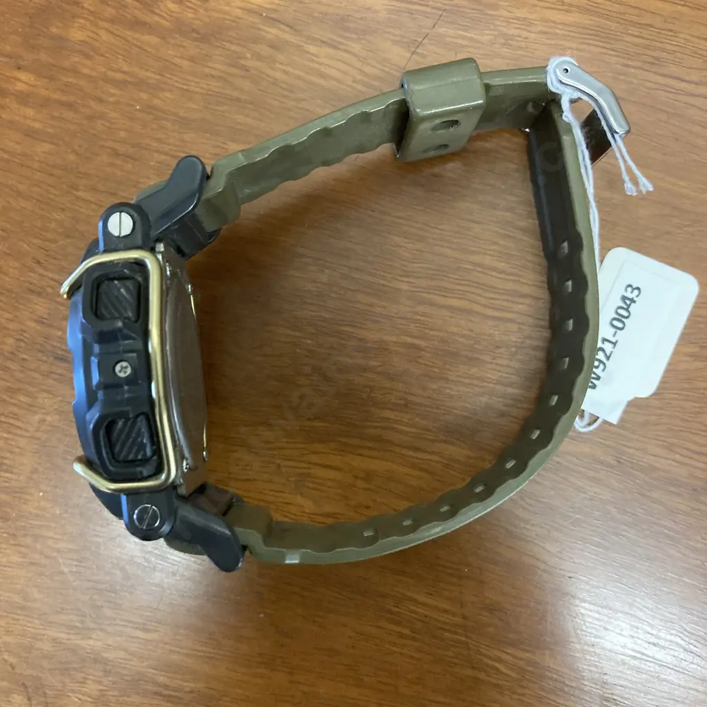 Casio Men's G-SHOCK  GD-400 Series Watch in Green Image 1++